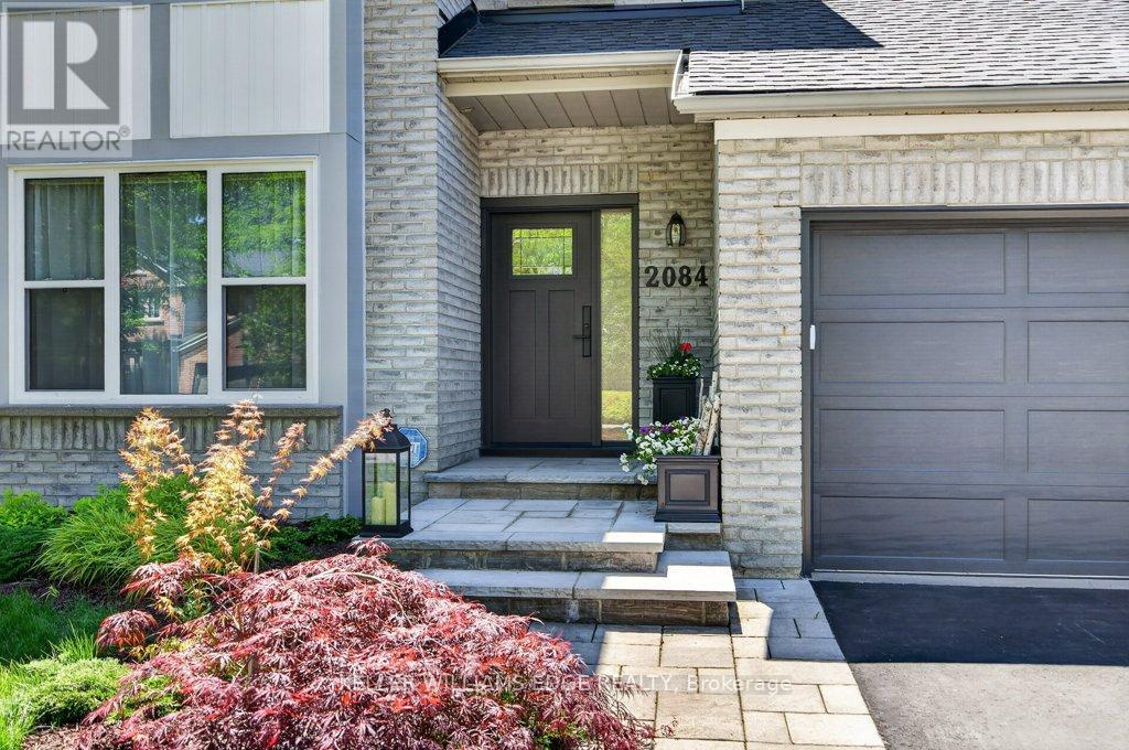 2084 William O'connell Boulevard, Burlington, Ontario  L7M 3V1 - Photo 3 - W13213928