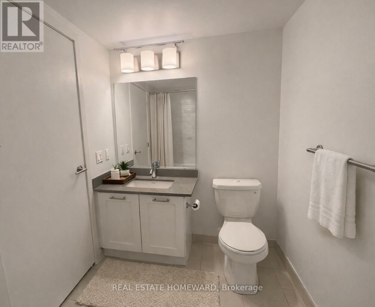 3303 - 2200 Lakeshore Boulevard W, Toronto, Ontario  M8V 1A4 - Photo 6 - W13213994