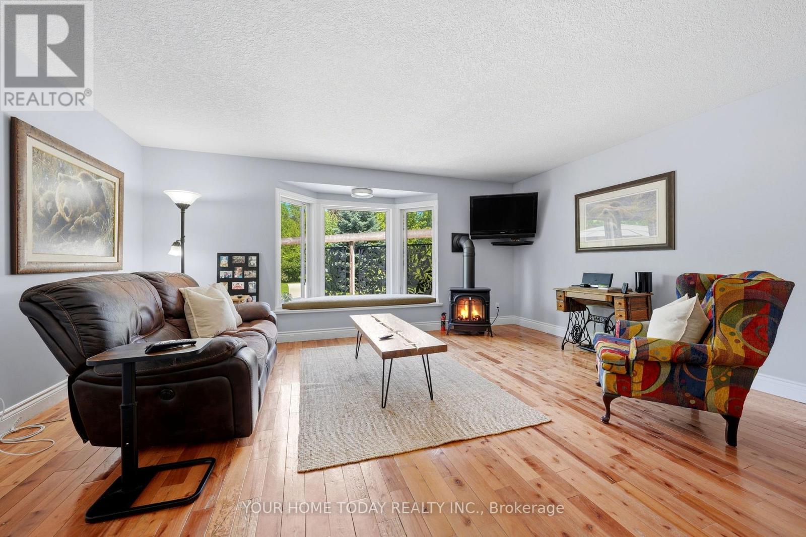 70 Maple Avenue, Halton Hills, Ontario  L7G 1X7 - Photo 14 - W13213998