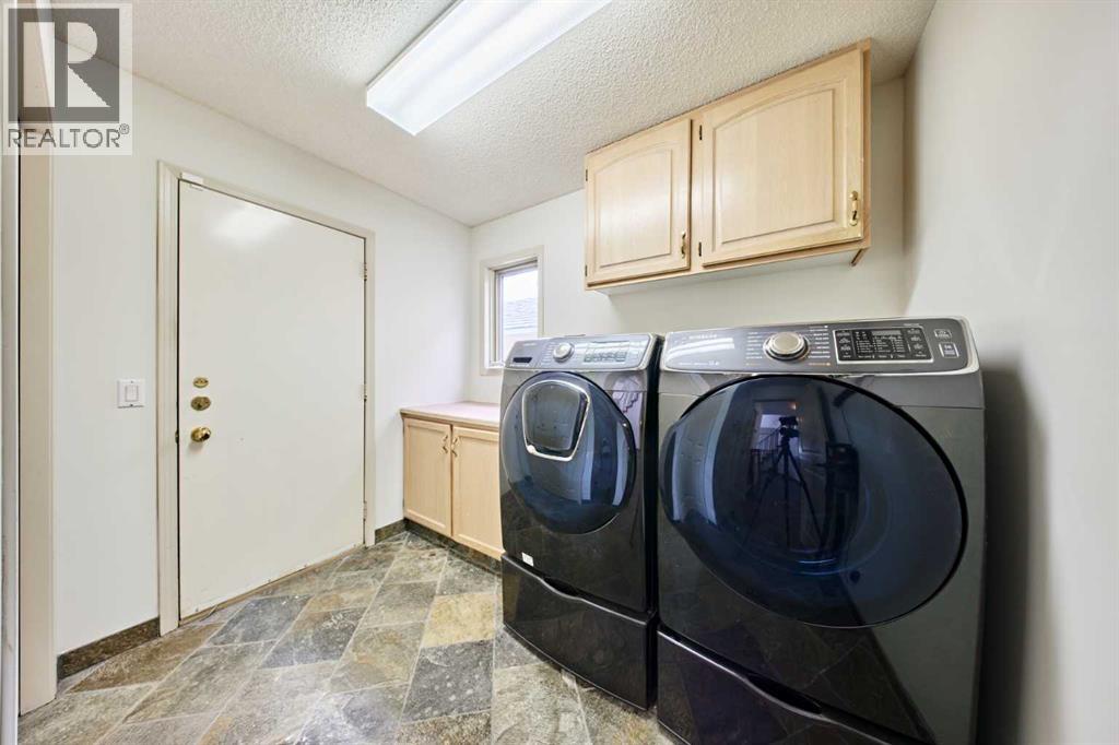 243 Hampshire Close Nw, Calgary, Alberta  T3A 4X9 - Photo 23 - A2308341