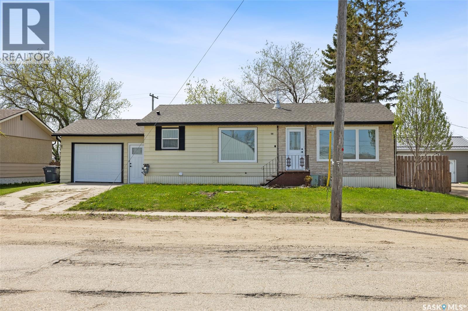 108 1st AVENUE W, Montmartre, Saskatchewan
