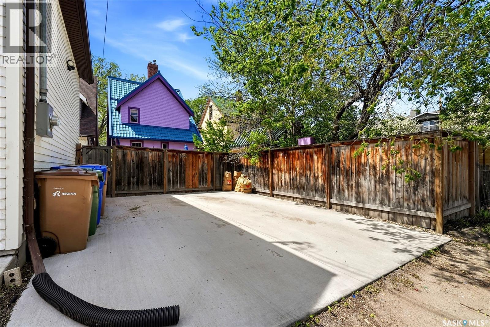 2035 Robinson Street, Regina, Saskatchewan  S4T 2P6 - Photo 43 - SK037464