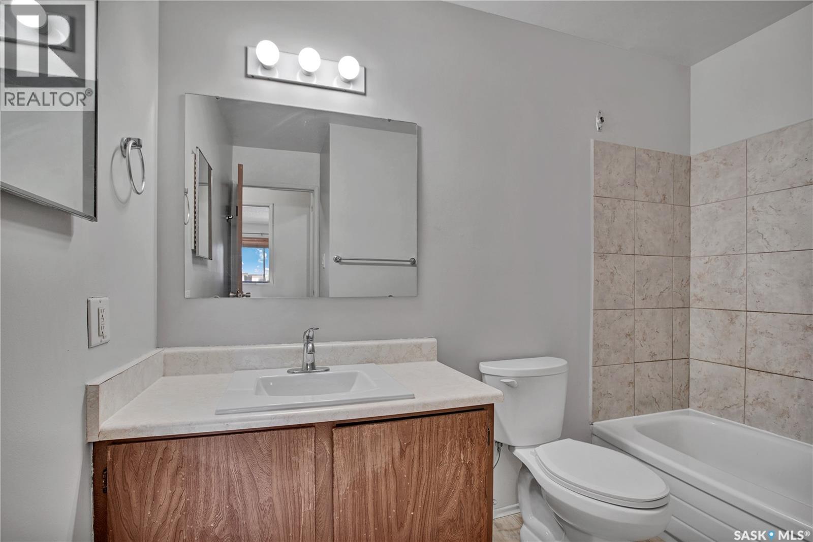 308 311 Tait Crescent, Saskatoon, Saskatchewan  S7H 5L7 - Photo 12 - SK037228