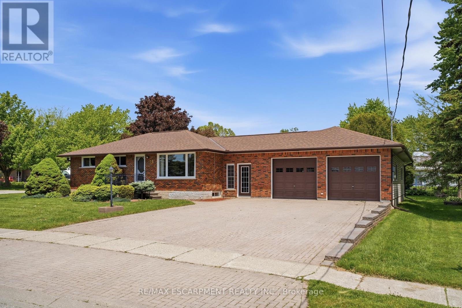 55 William Street N, Blandford-Blenheim, Ontario  N0J 1S0 - Photo 2 - X13213904