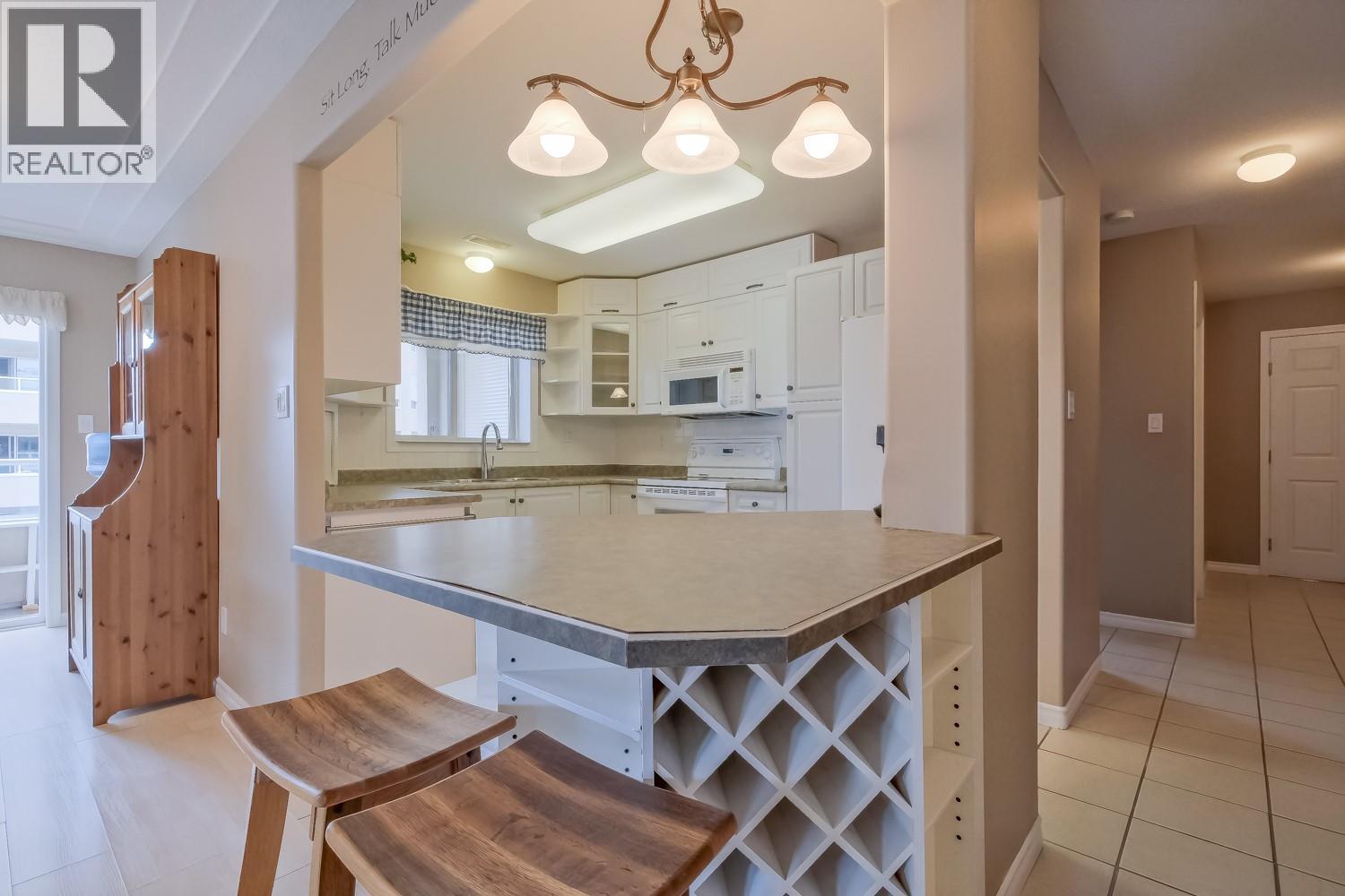 2255 Atkinson Street Unit# 202, Penticton, British Columbia  V2A 8R7 - Photo 11 - 10389407