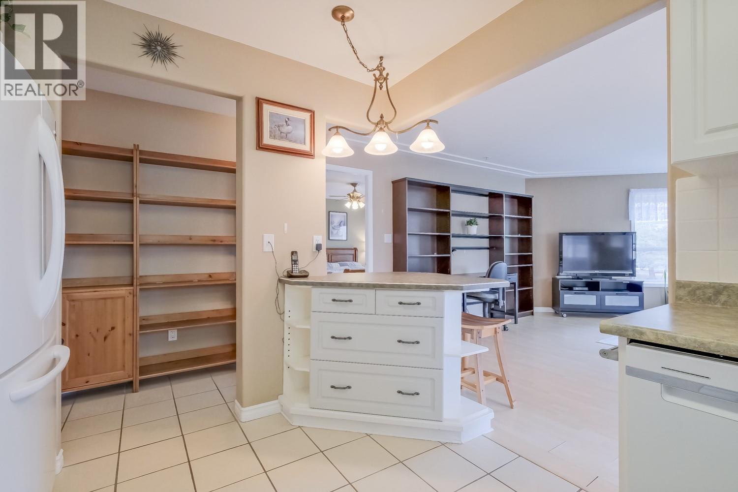 2255 Atkinson Street Unit# 202, Penticton, British Columbia  V2A 8R7 - Photo 9 - 10389407