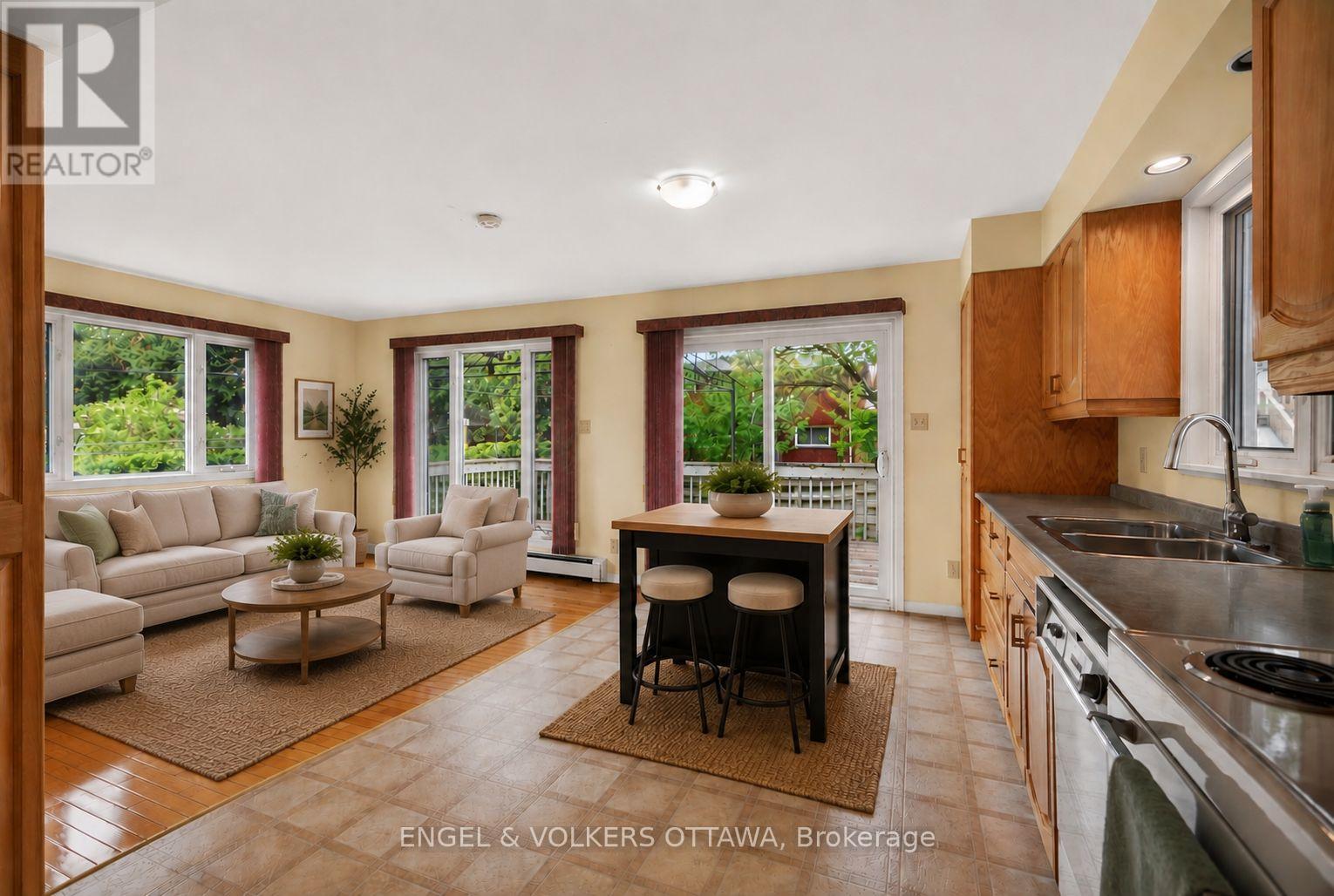 1166 Castle Hill Crescent, Ottawa, Ontario  K2C 2A8 - Photo 8 - X13211730