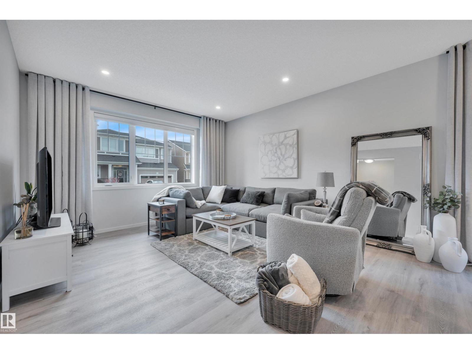 1119 Stoneside Rd, Sherwood Park, Alberta  T8H 3A1 - Photo 4 - E4490690