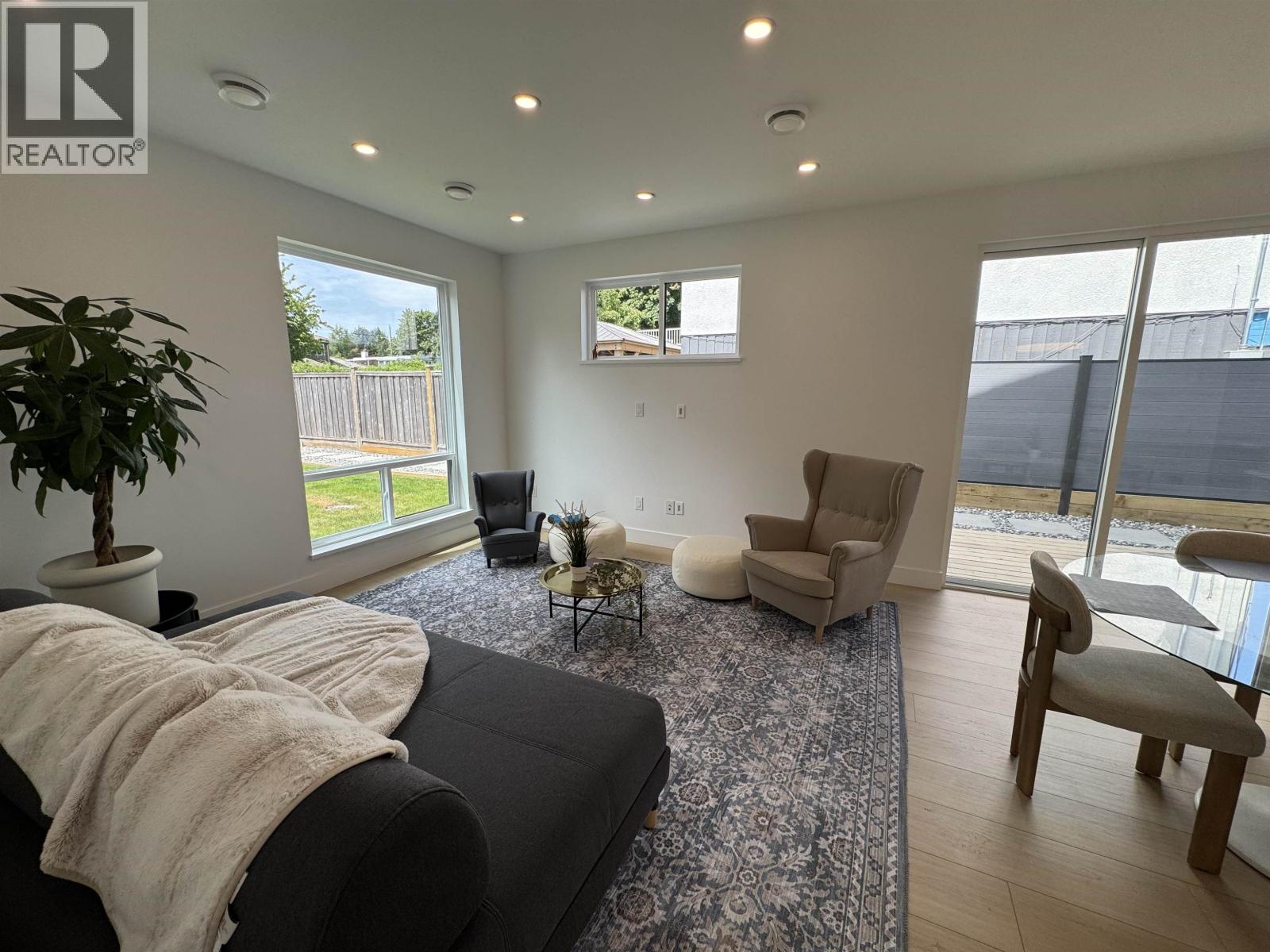 967 52a Street, Delta, British Columbia  V4M 3A1 - Photo 6 - R3090257