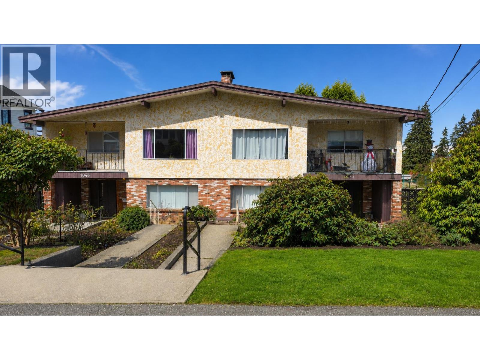 1044-1046 Madore Avenue, Coquitlam, British Columbia  V3K 3B8 - Photo 3 - R3129502