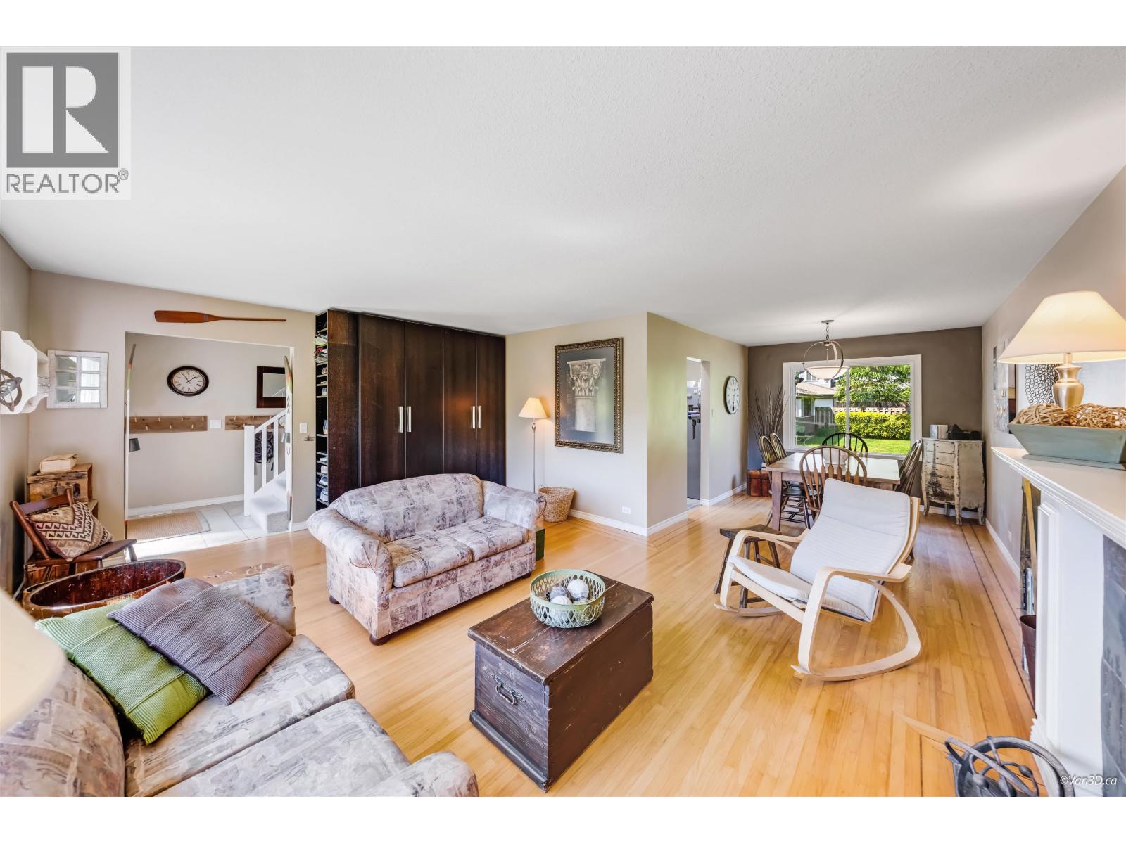 1140 W 20th Street, North Vancouver, British Columbia  V7P 2B7 - Photo 5 - R3128560
