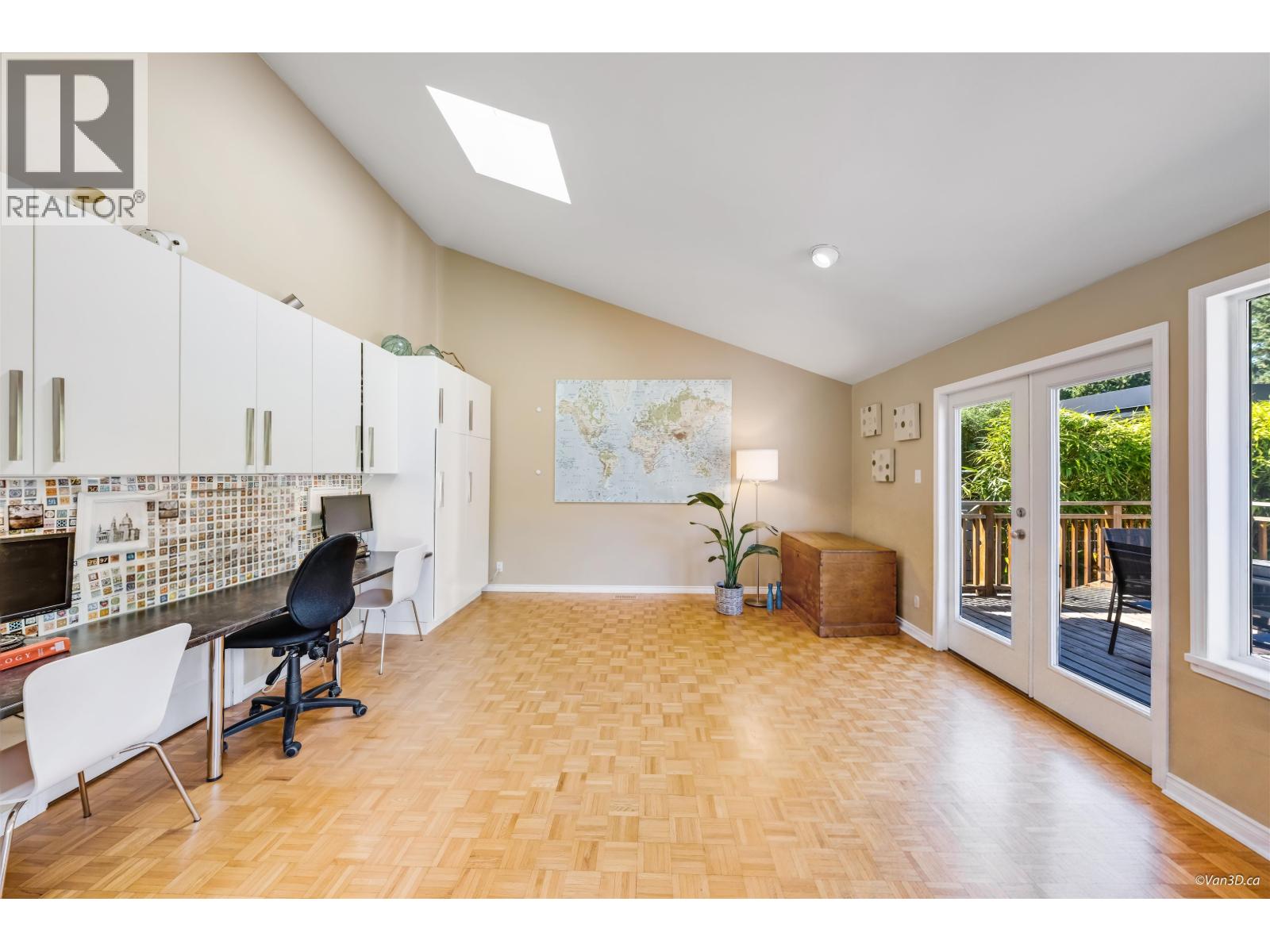 1140 W 20th Street, North Vancouver, British Columbia  V7P 2B7 - Photo 12 - R3128560