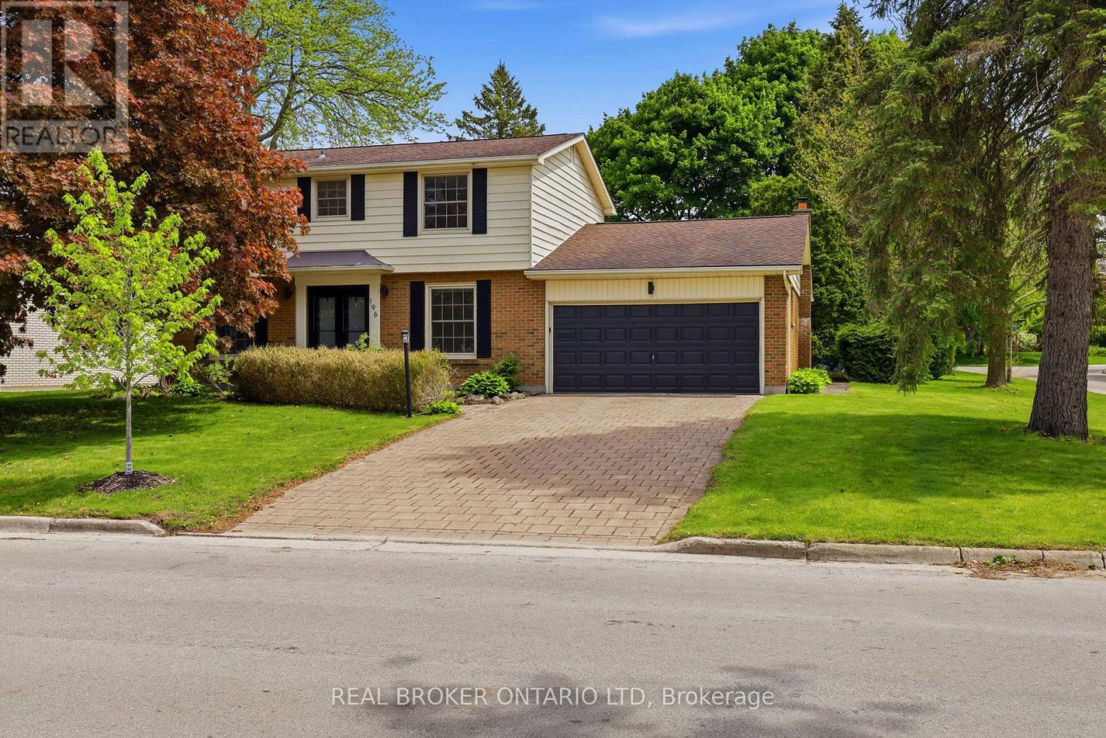 196 WYCHWOOD PARK, London North, Ontario