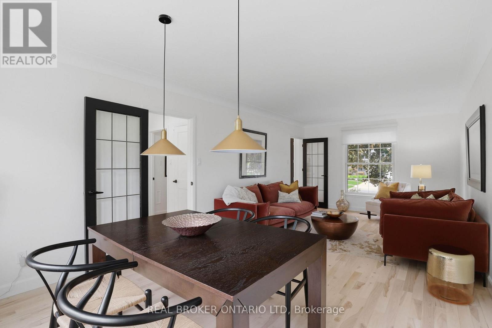 196 Wychwood Park, London North, Ontario  N6G 1R9 - Photo 12 - X13214076
