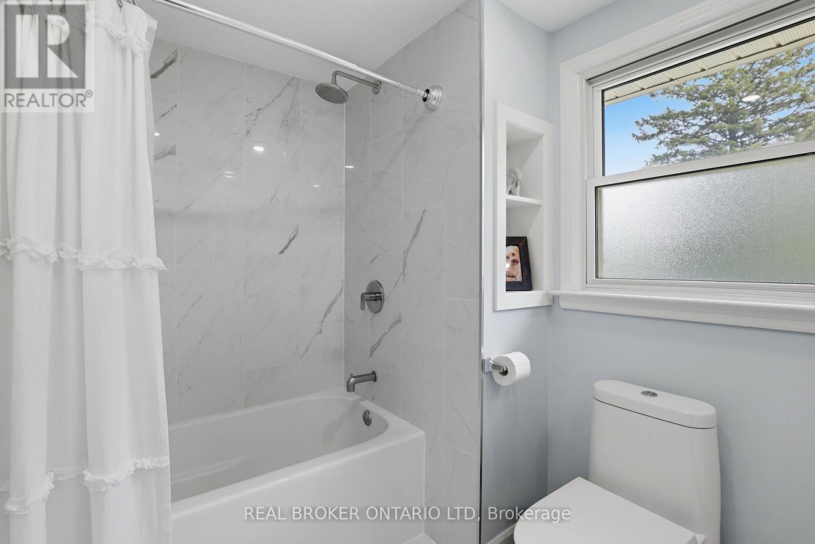 196 Wychwood Park, London North, Ontario  N6G 1R9 - Photo 30 - X13214076