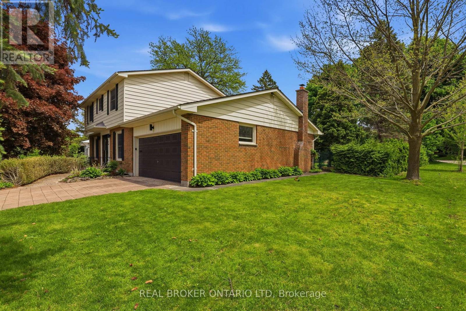 196 Wychwood Park, London North, Ontario  N6G 1R9 - Photo 39 - X13214076
