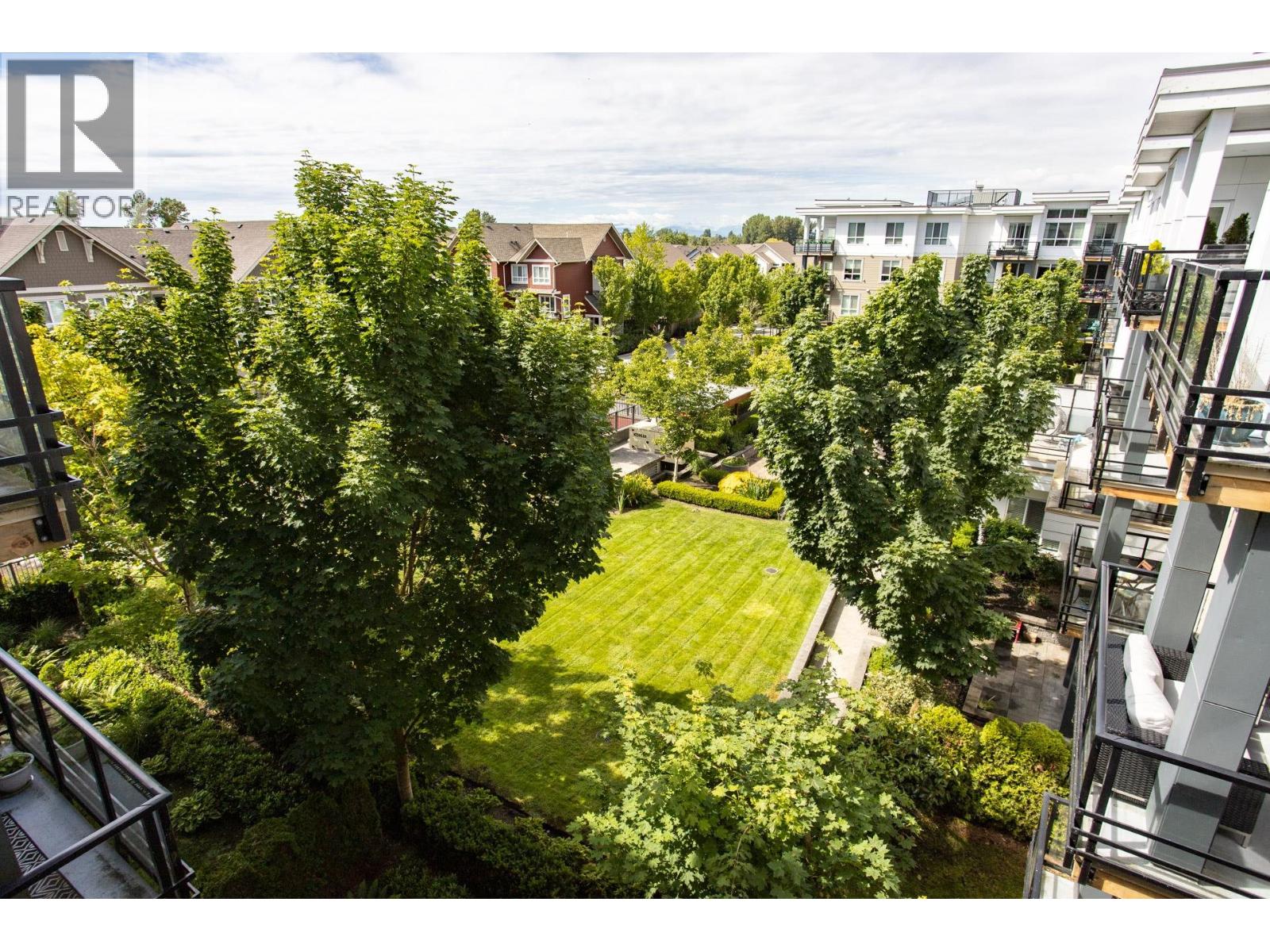 414 4690 HAWK LANE, Tsawwassen, British Columbia