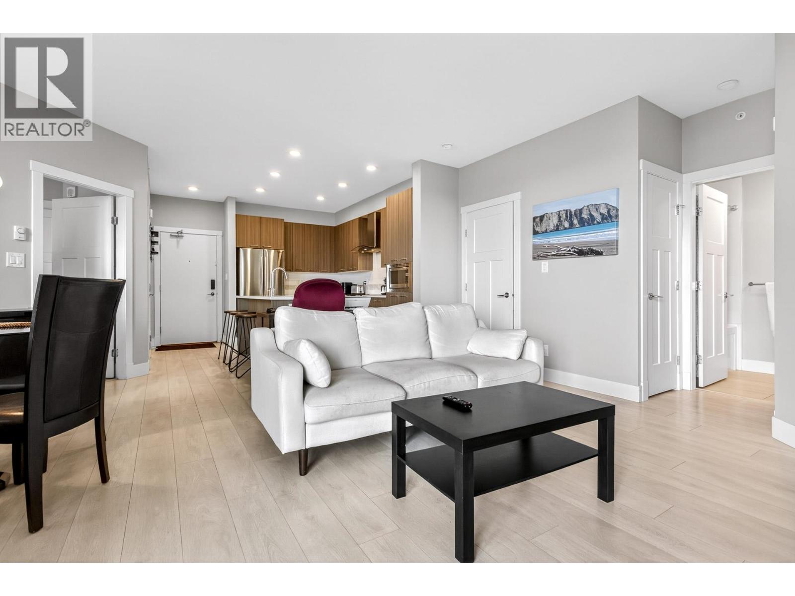 414 4690 Hawk Lane, Tsawwassen, British Columbia  V4M 0C4 - Photo 3 - R3129220