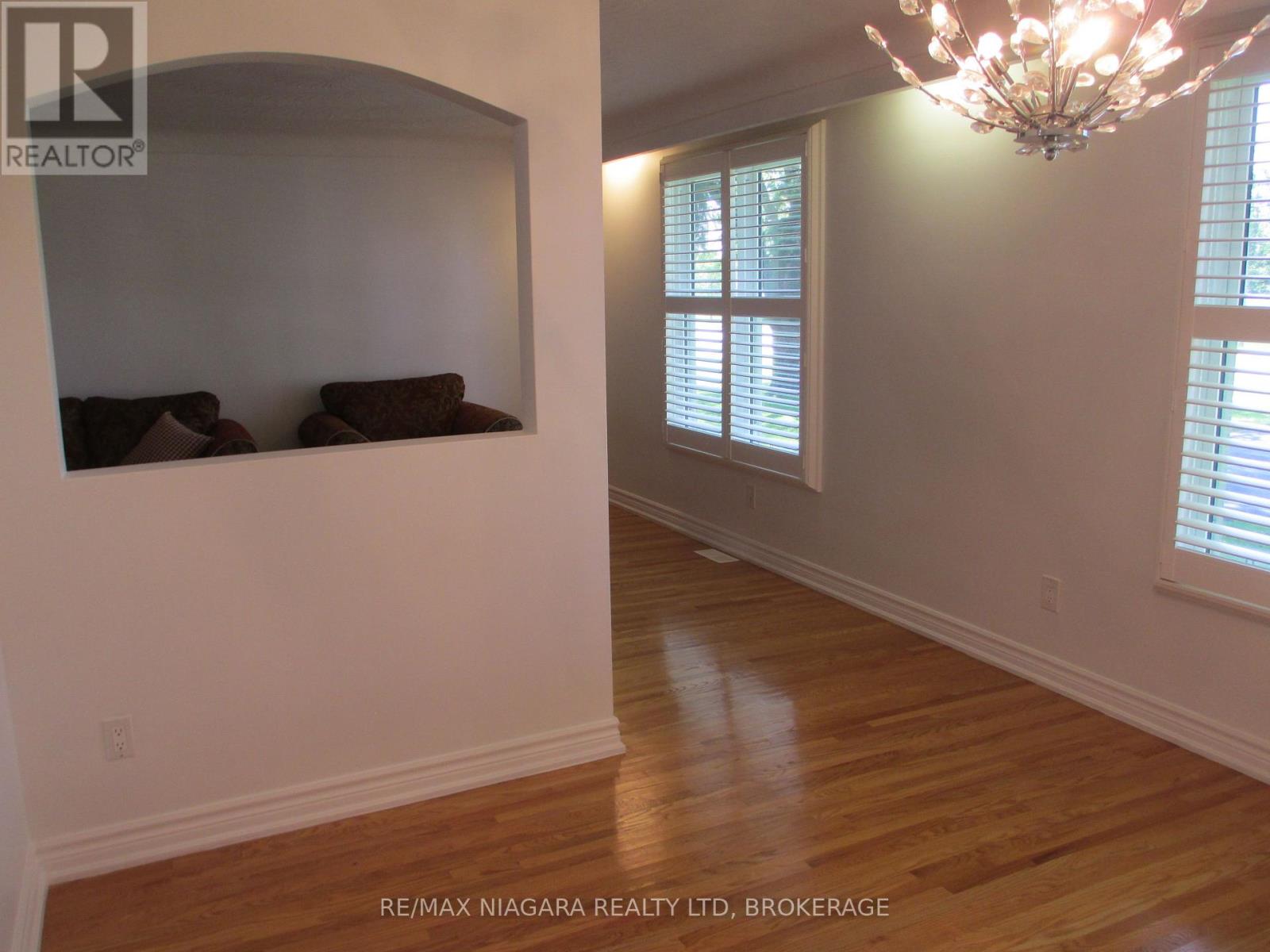 1452 Garrison Road, Fort Erie, Ontario  L2A 1P6 - Photo 13 - X13178654