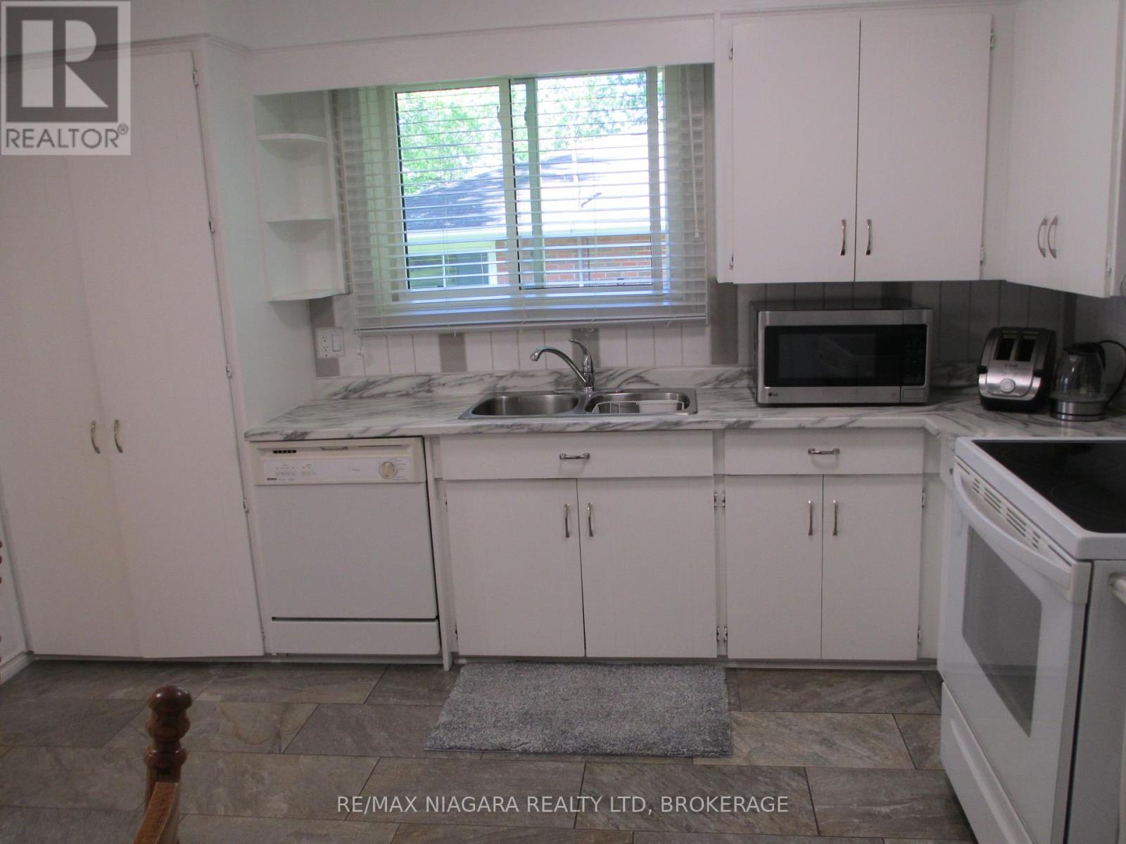 1452 Garrison Road, Fort Erie, Ontario  L2A 1P6 - Photo 16 - X13178654