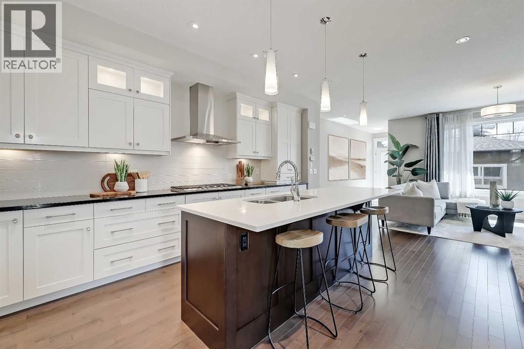 3233 Cochrane Road Nw, Calgary, Alberta  T2M 4J4 - Photo 4 - A2308706