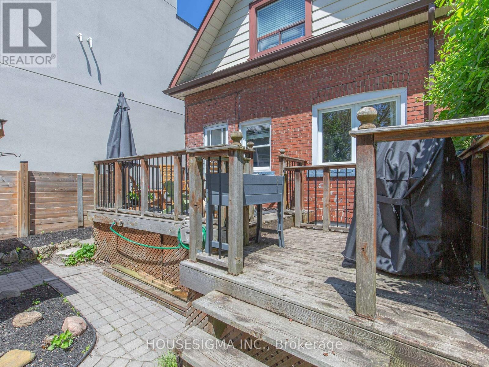 7 Humber Hill Avenue, Toronto, Ontario  M6S 4R9 - Photo 22 - W13213650