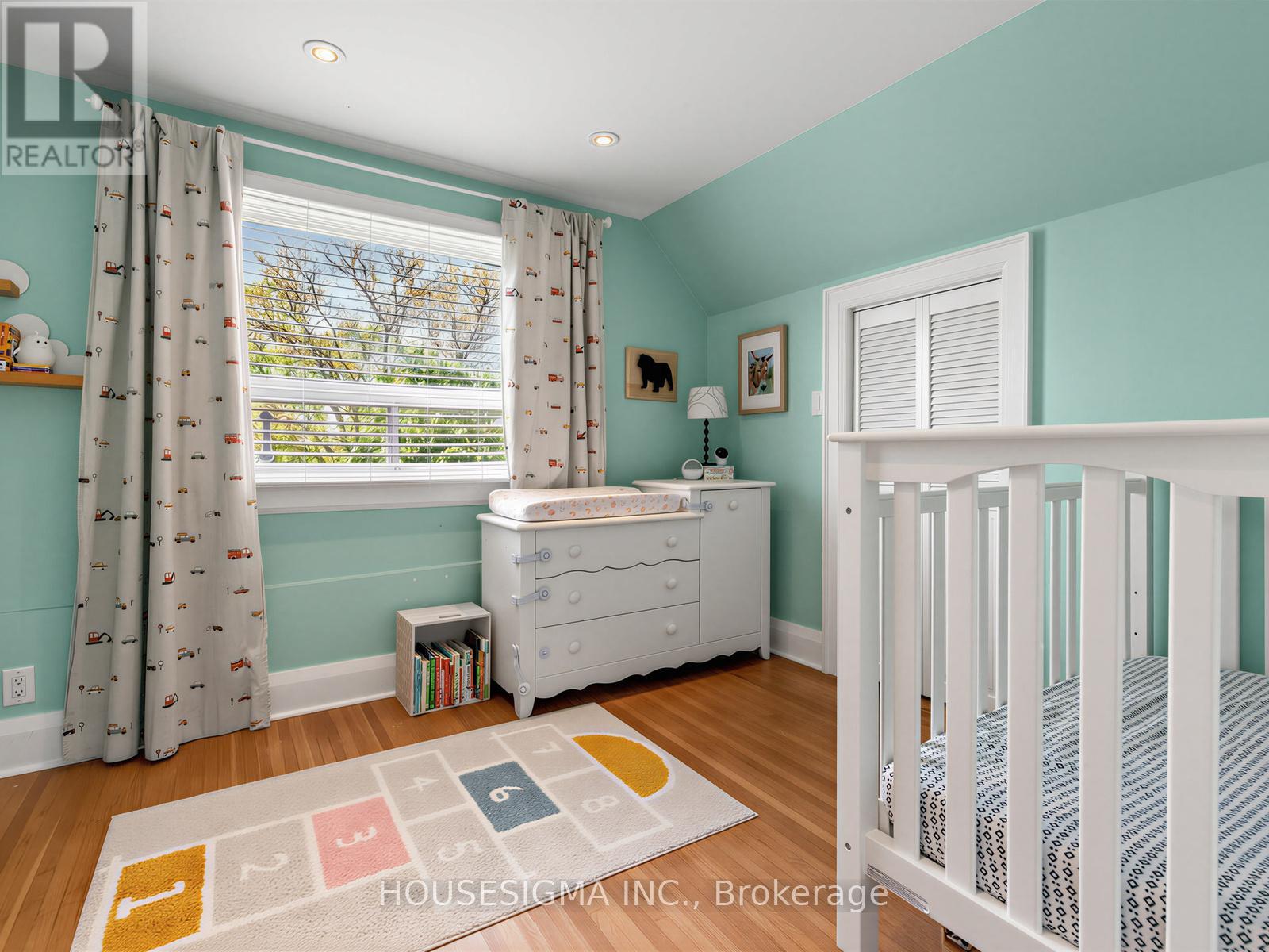 7 Humber Hill Avenue, Toronto, Ontario  M6S 4R9 - Photo 15 - W13213650