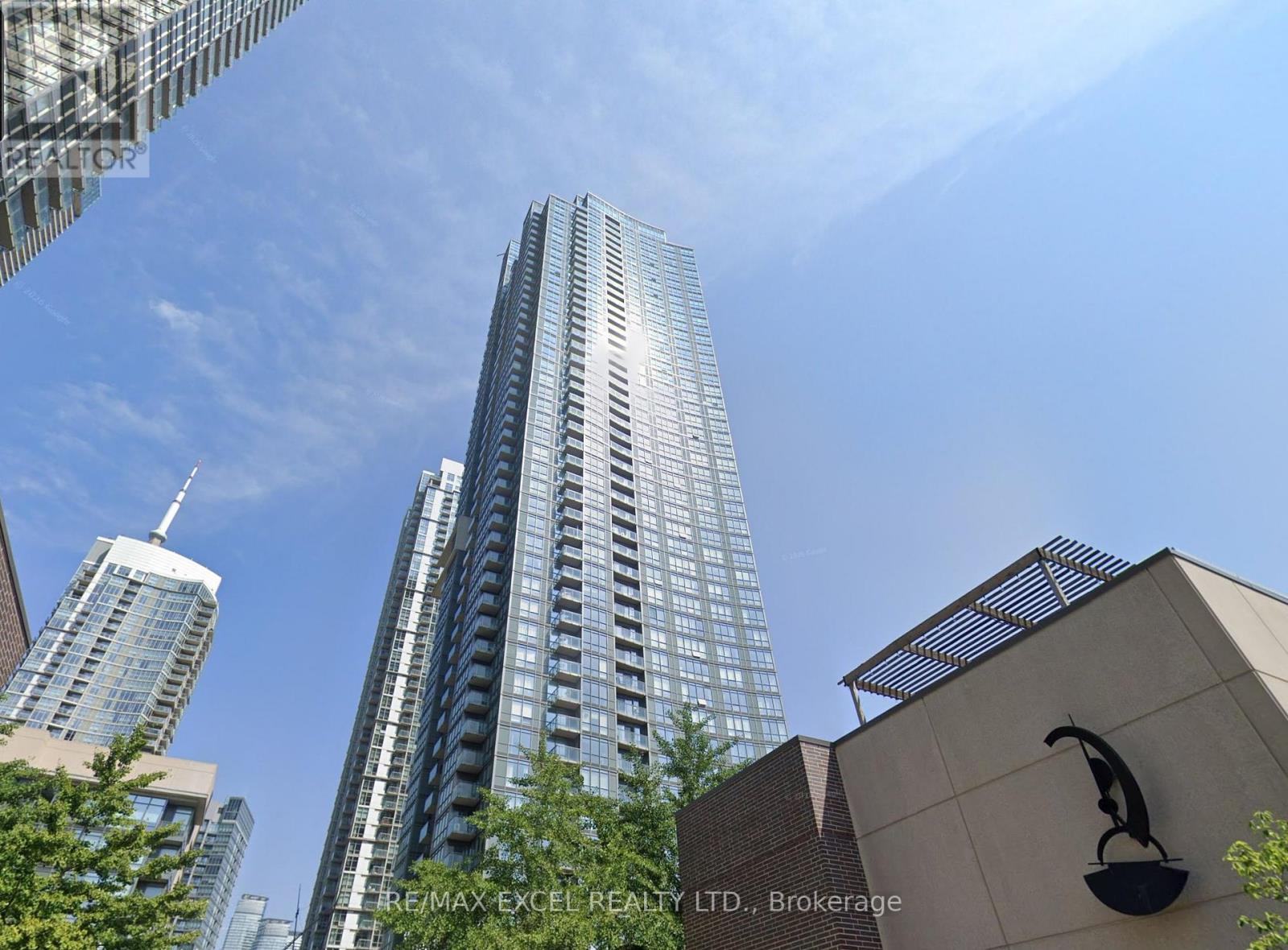 2316 - 11 Brunel Court, Toronto, Ontario  M5V 3Y3 - Photo 2 - C13159488