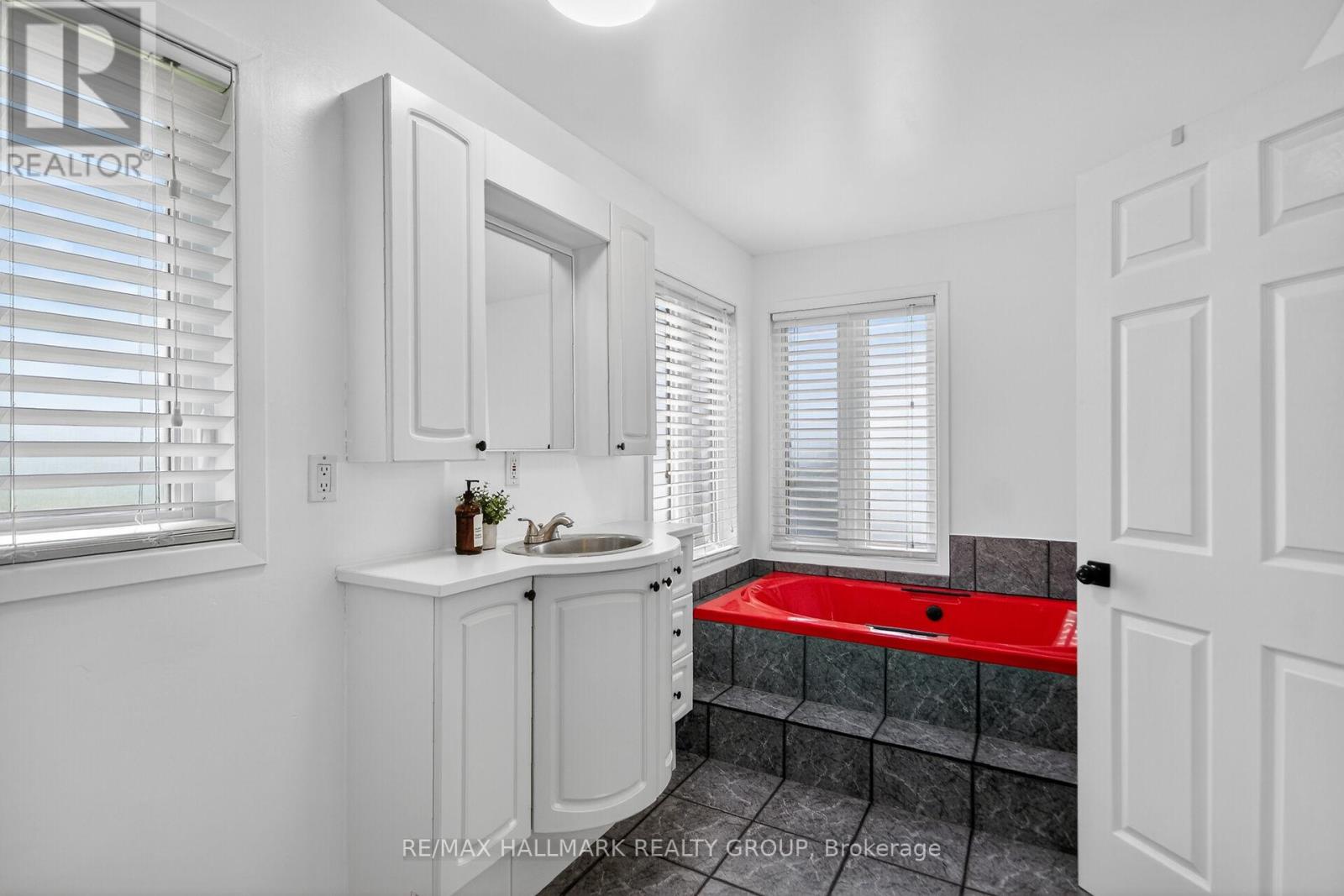 7414 Dawn Tara Drive, Ottawa, Ontario K4P 1P4 - Photo 25 - X13214126
