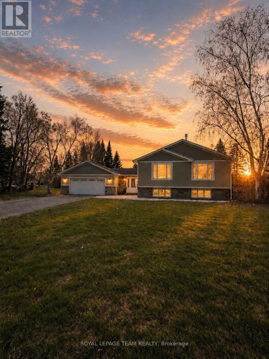 18 HARMONY WAY, North Grenville, Ontario