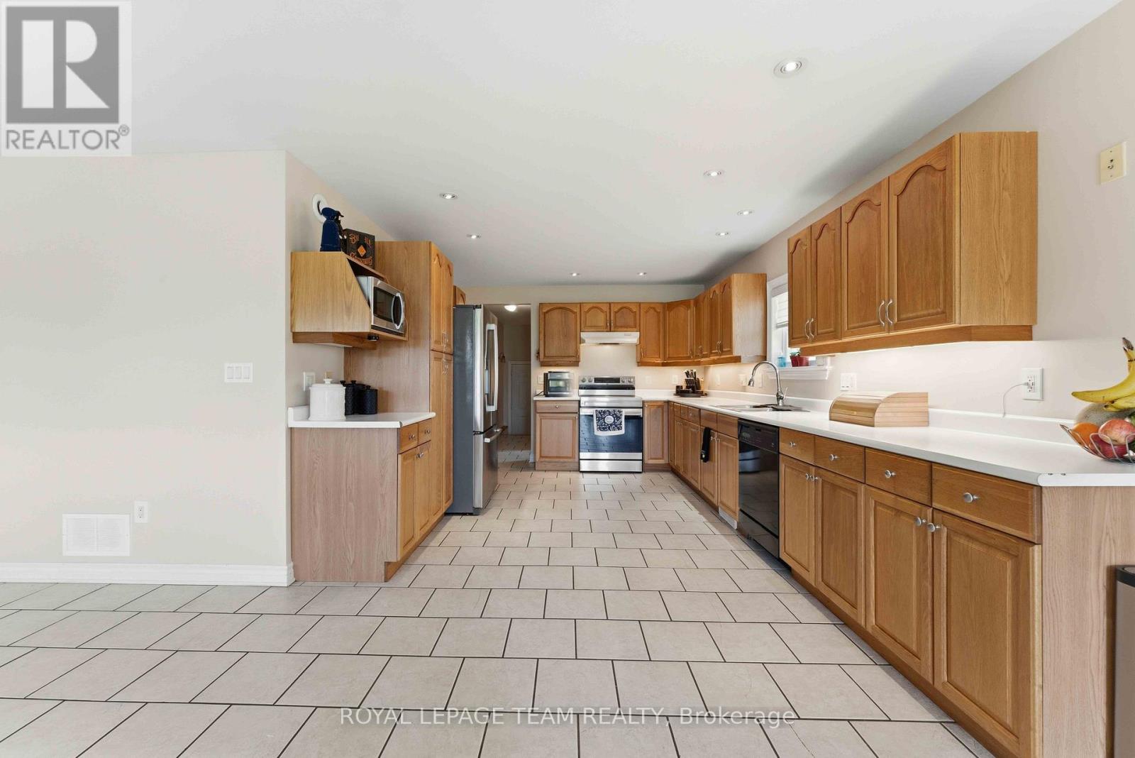 1628 Stanleyfield Crescent, Ottawa, Ontario K4P 1M7 - Photo 12 - X13214224