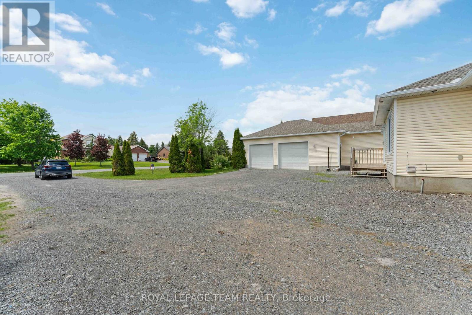 1628 Stanleyfield Crescent, Ottawa, Ontario K4P 1M7 - Photo 3 - X13214224