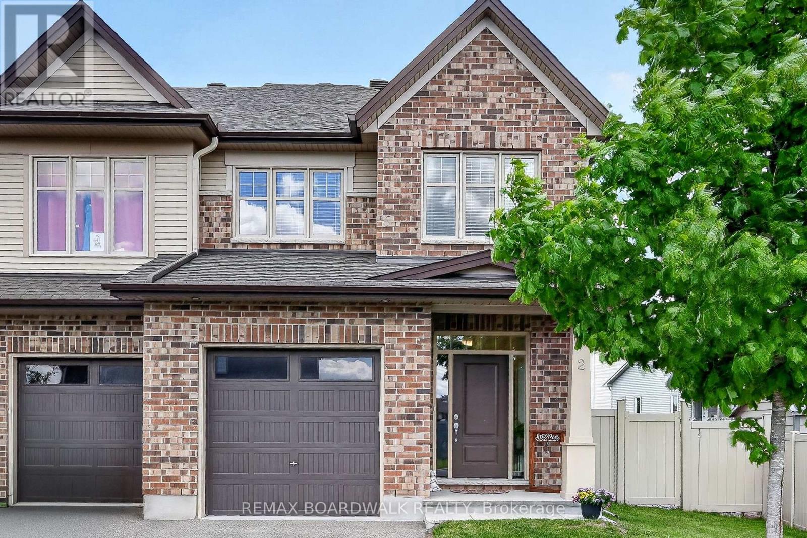 2 DUNCANVILLE STREET, Russell, Ontario