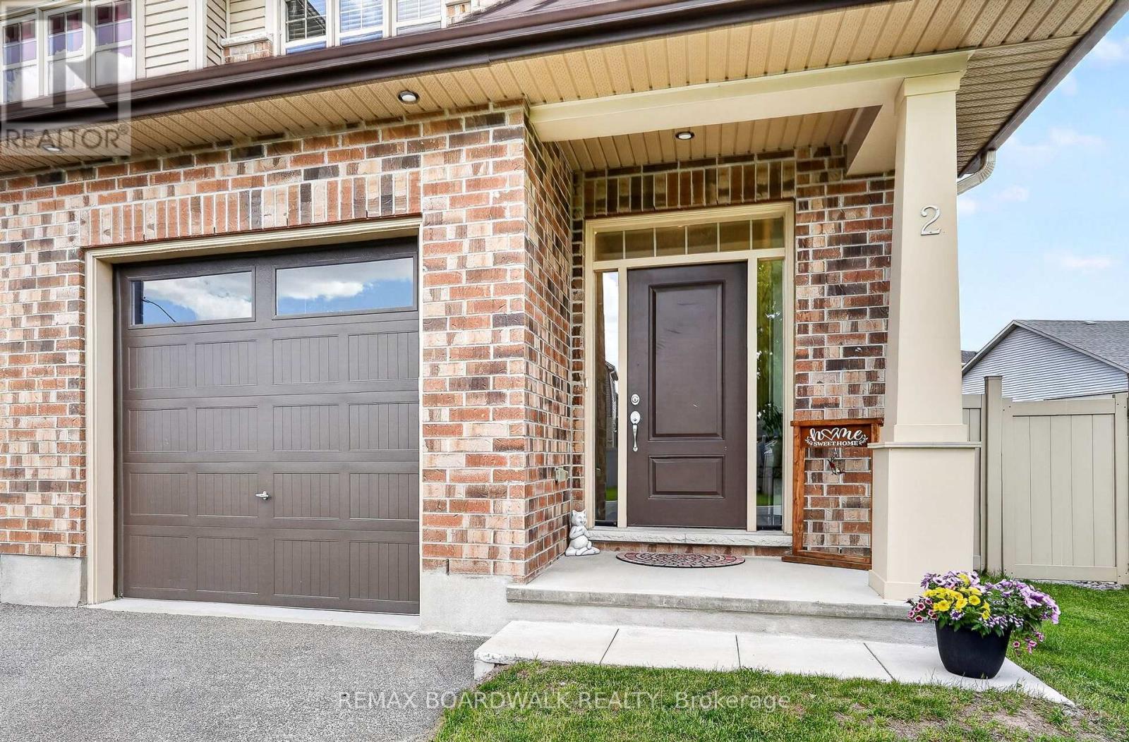 2 Duncanville Street, Russell, Ontario  K4R 1E5 - Photo 2 - X13214270