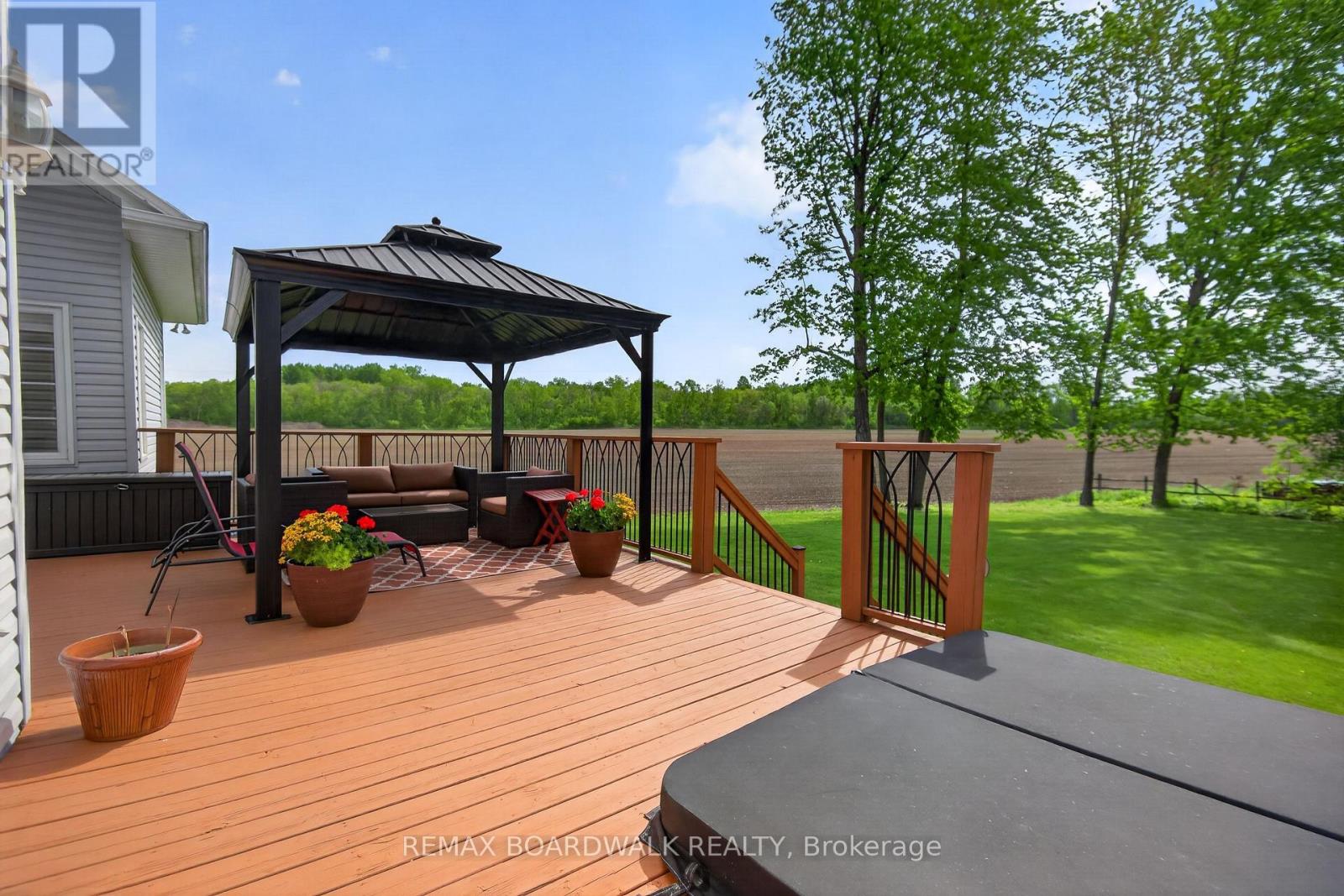 520 Route 100 Street, Russell, Ontario K4R 1E5 - Photo 29 - X13214354