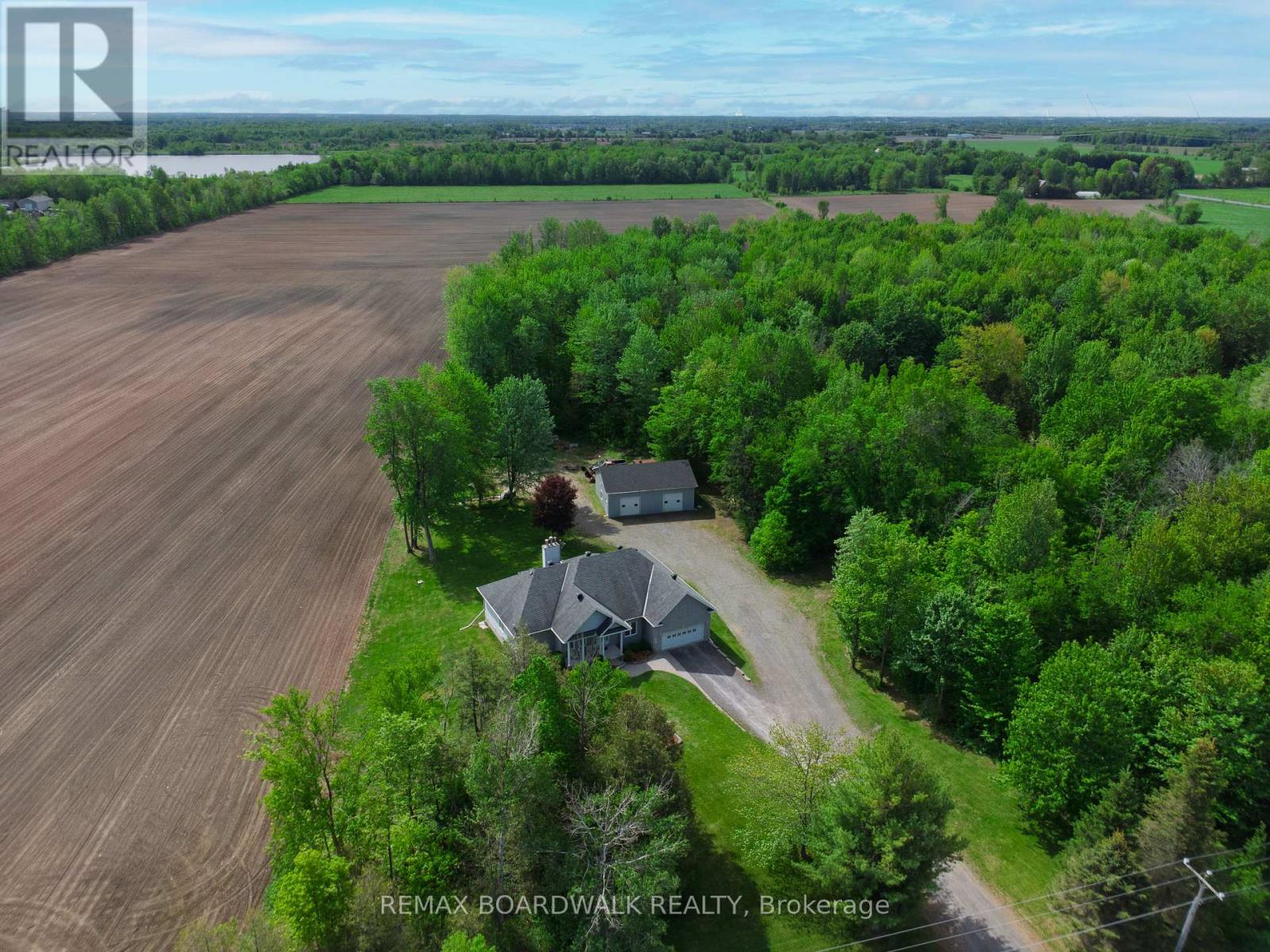 520 Route 100 Street, Russell, Ontario K4R 1E5 - Photo 31 - X13214354