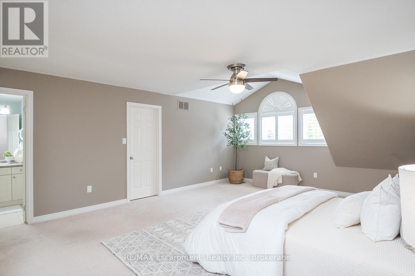 6293 Pinestone Road, Niagara Falls, Ontario  L2J 4L1 - Photo 33 - X13214328