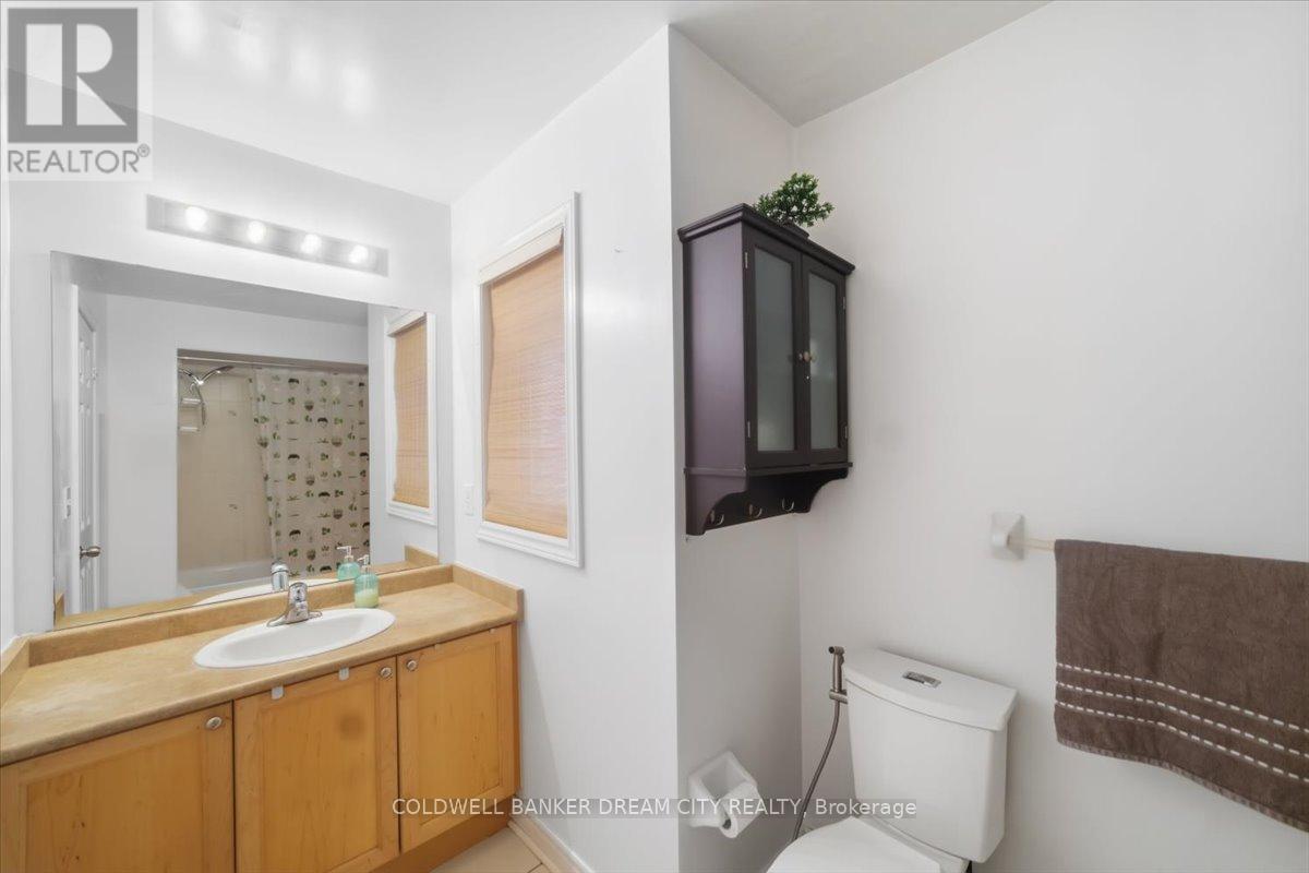 9738 Mclaughlin Road, Brampton, Ontario  L6X 0T8 - Photo 22 - W13213916