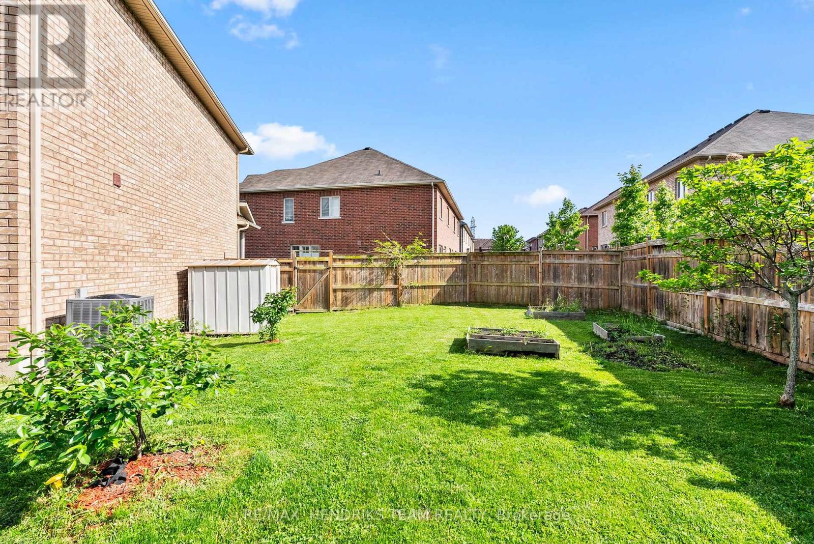 4 Durham Way, St. Catharines, Ontario  L0S 1J0 - Photo 28 - X13214322