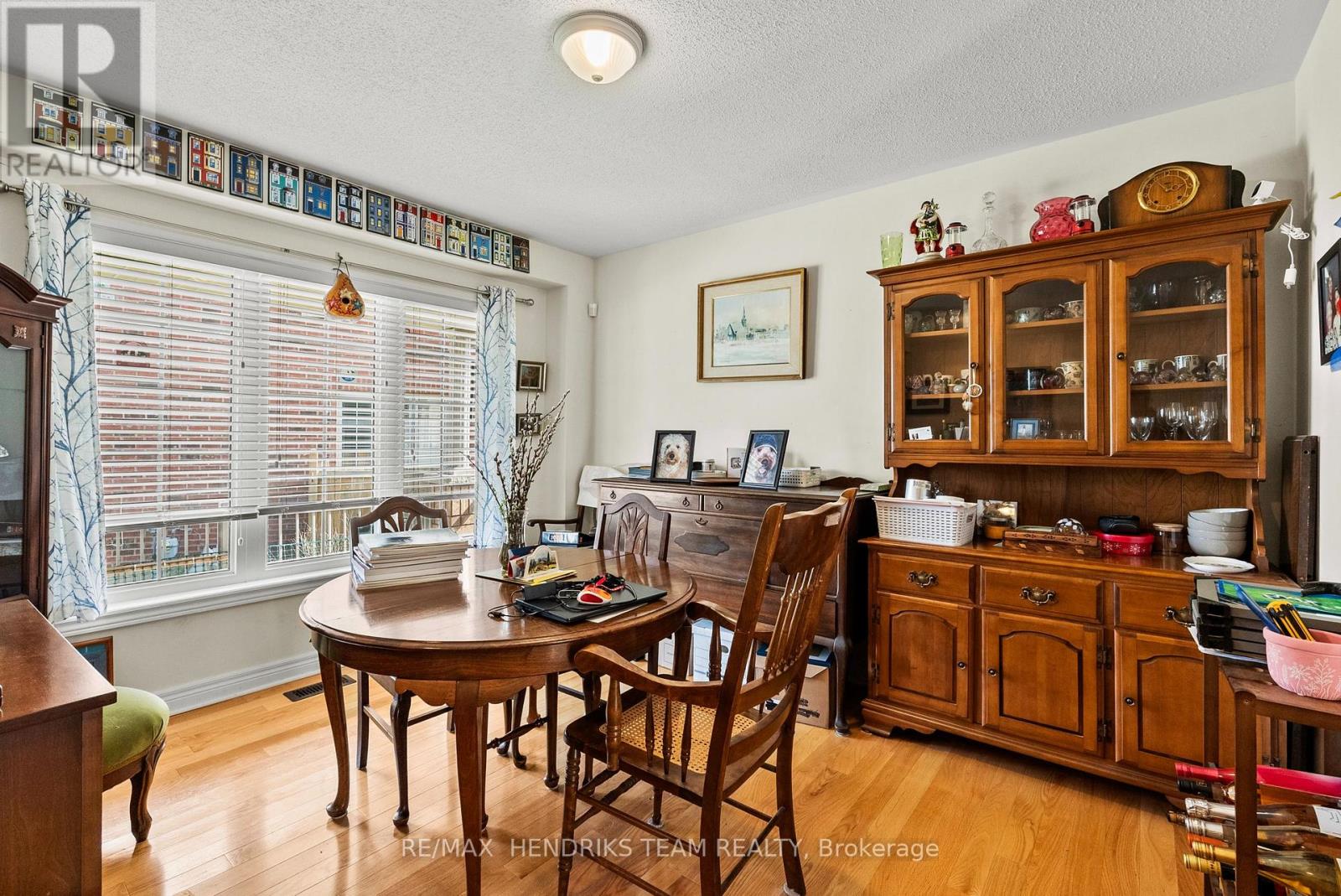 4 Durham Way, St. Catharines, Ontario  L0S 1J0 - Photo 4 - X13214322