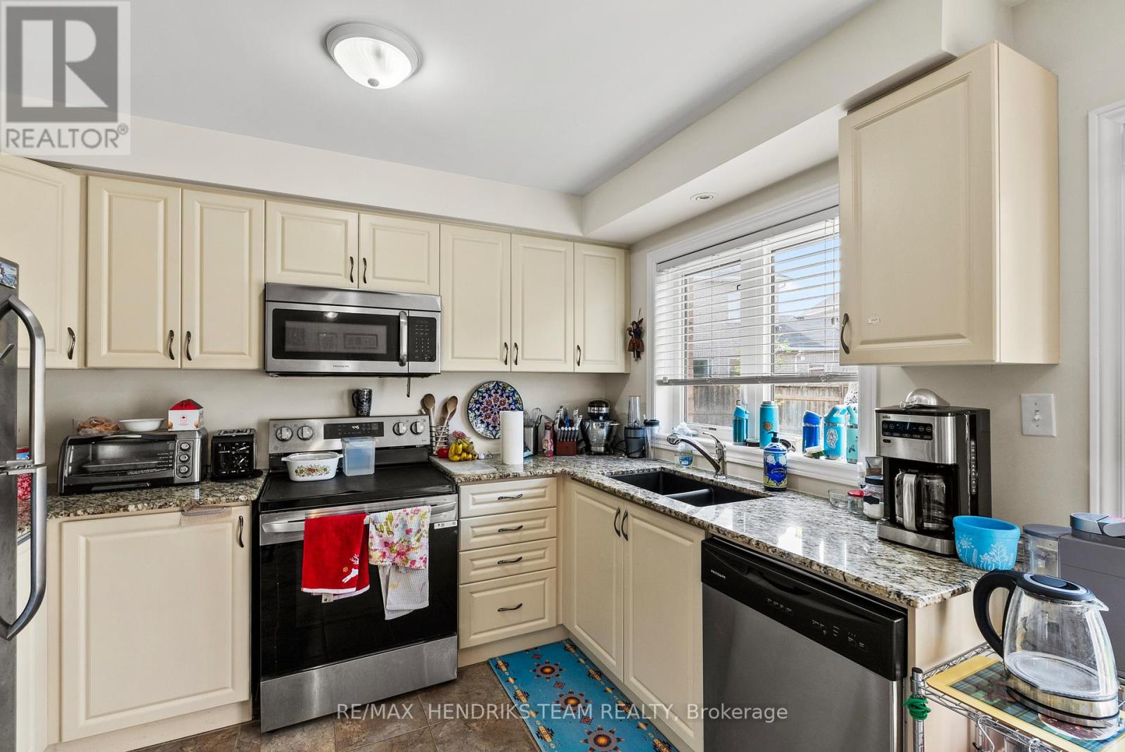 4 Durham Way, St. Catharines, Ontario  L0S 1J0 - Photo 7 - X13214322