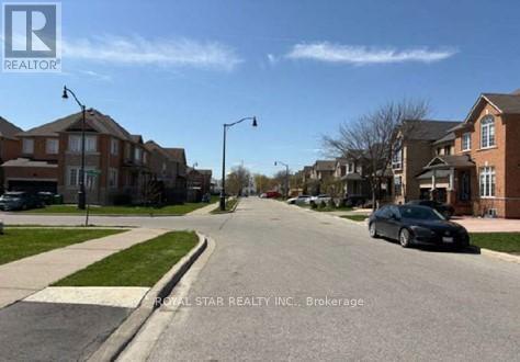 65 Sleightholme Crescent, Brampton, Ontario  L6P 3E7 - Photo 2 - W13074830