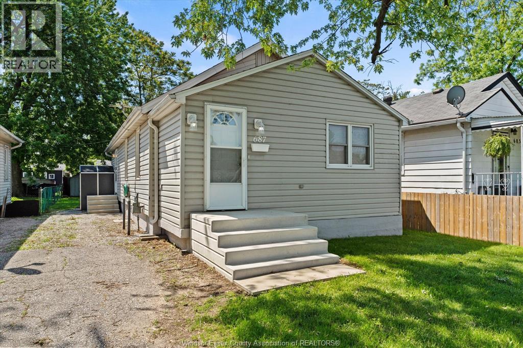 MLS# 26012525: 687 CHARLOTTE STREET, Windsor, Canada
