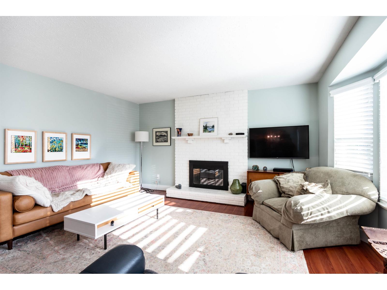 9442 212b Street, Langley, British Columbia  V1M 1L8 - Photo 2 - R3129287