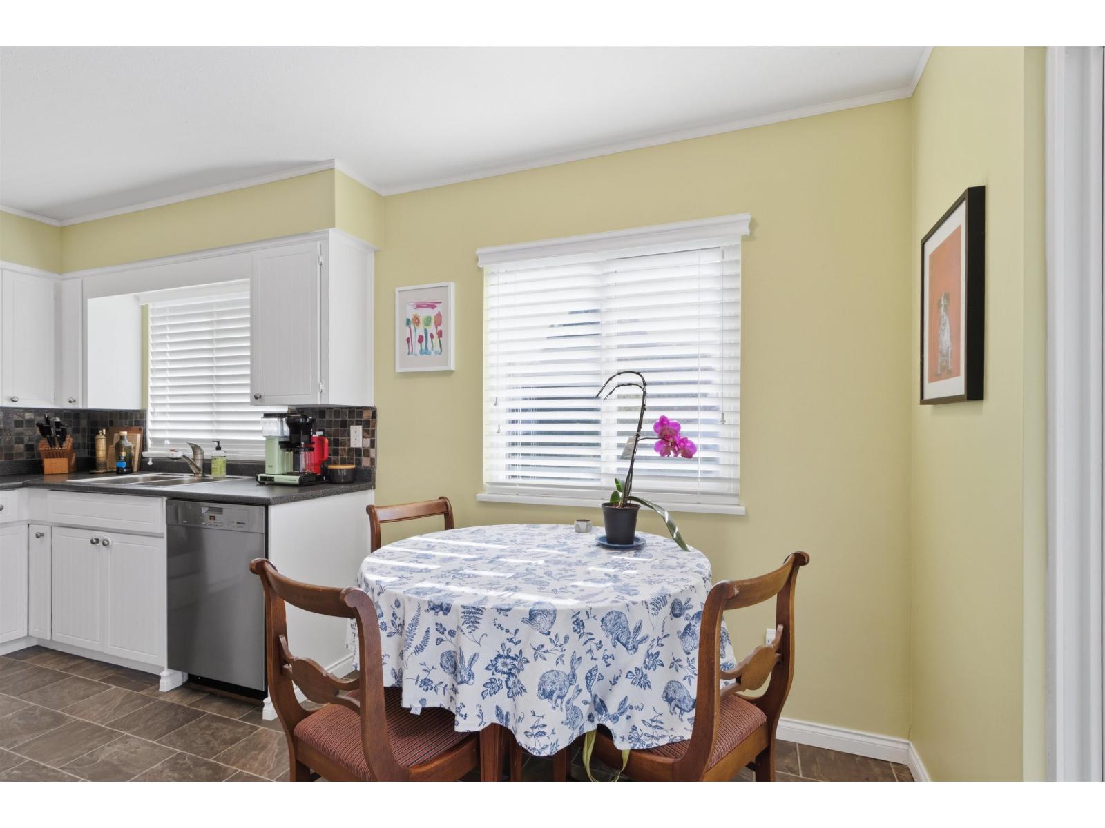 9442 212b Street, Langley, British Columbia  V1M 1L8 - Photo 9 - R3129287