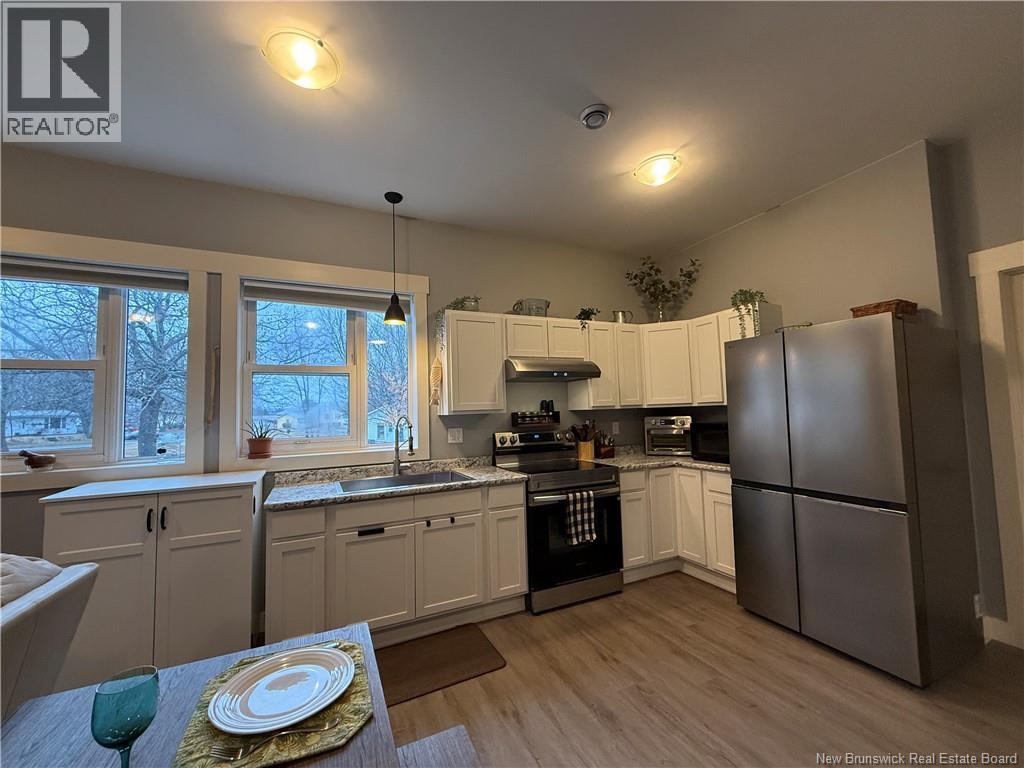 98 Mcnair Drive, Nackawic, New Brunswick  E6G 1A8 - Photo 5 - NB136756
