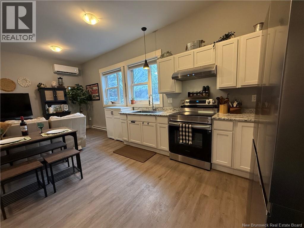 98 Mcnair Drive, Nackawic, New Brunswick  E6G 1A8 - Photo 6 - NB136756