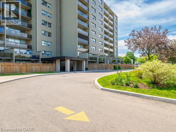 15 Nicklaus Drive Unit# 512, Hamilton, Ontario  L8K 5L5 - Photo 3 - 40834671