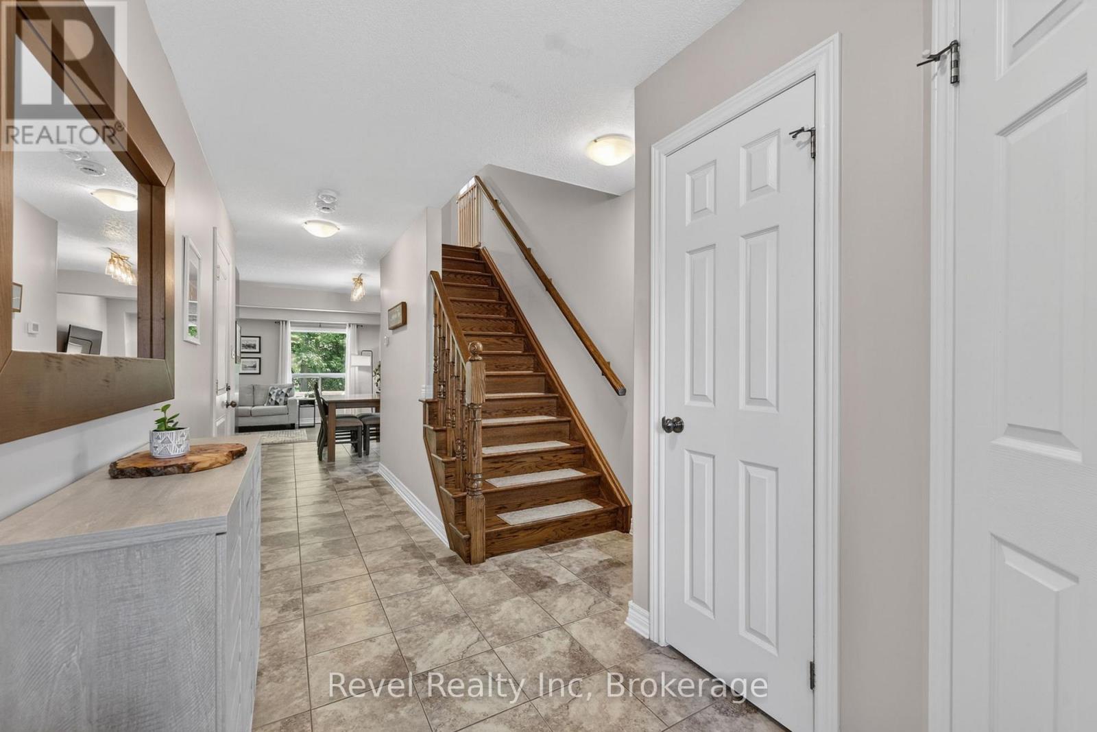 1038 Cook Drive, Midland, Ontario  L4R 0E4 - Photo 3 - S13214220