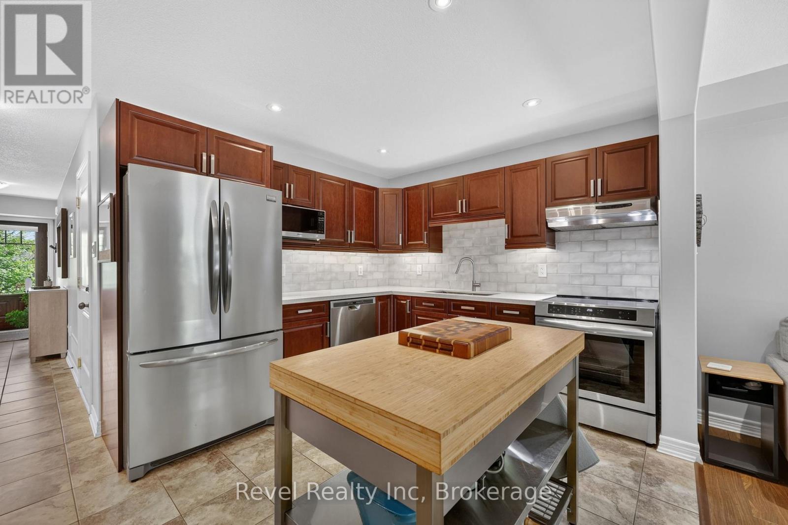 1038 Cook Drive, Midland, Ontario  L4R 0E4 - Photo 4 - S13214220